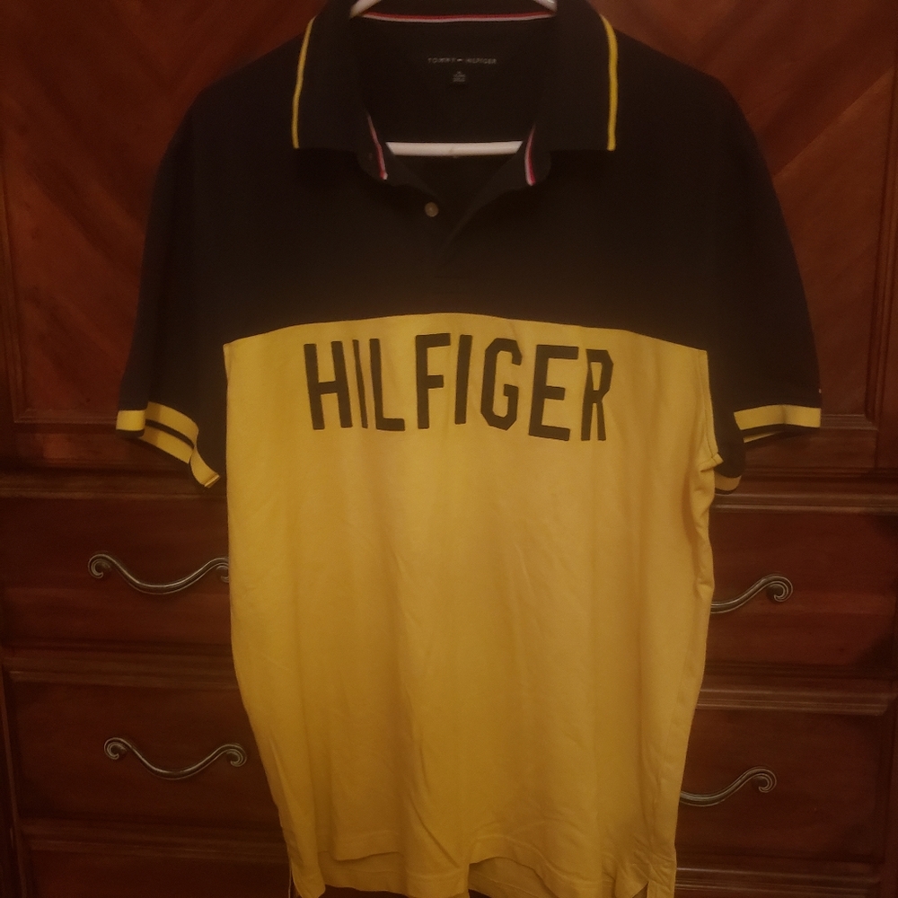 Tommy Hilfiger 2 button shirt